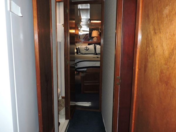 Post-44 1990-Lost Tarheel Fort Pierce-Florida-United States-34 Hall To Forward-4456871
