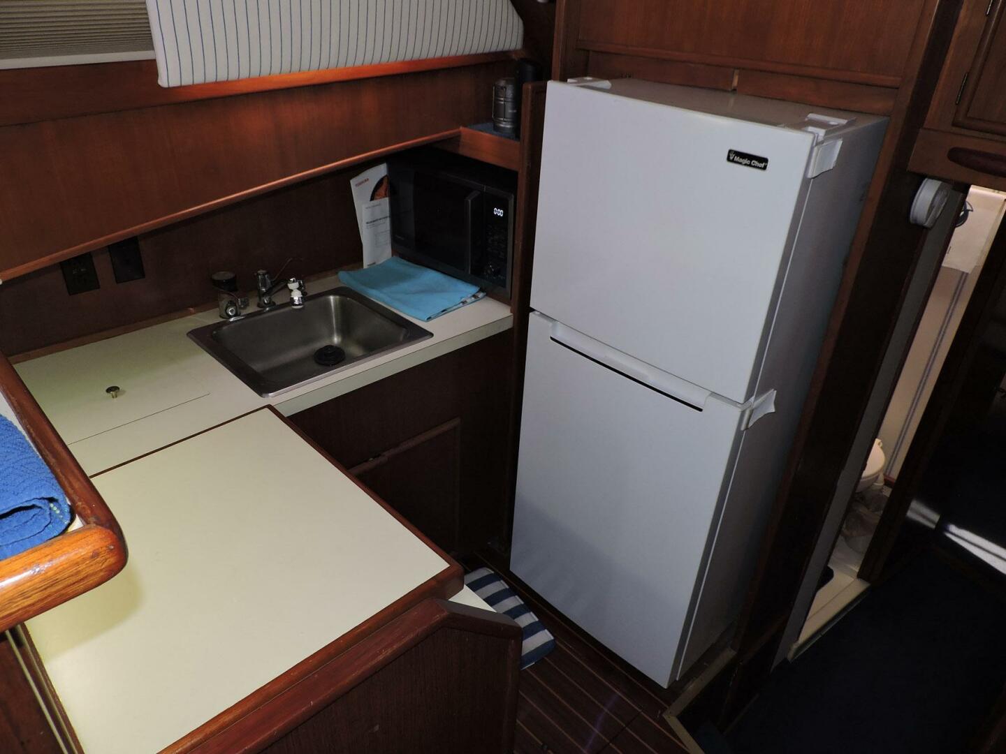 Post-44 1990-Lost Tarheel Fort Pierce-Florida-United States-26 Galley-4456854 | Thumbnail