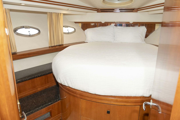 Carver-570 Voyager Pilothouse 2002-G SPOT Mount Pleasant-South Carolina-United States-4458766