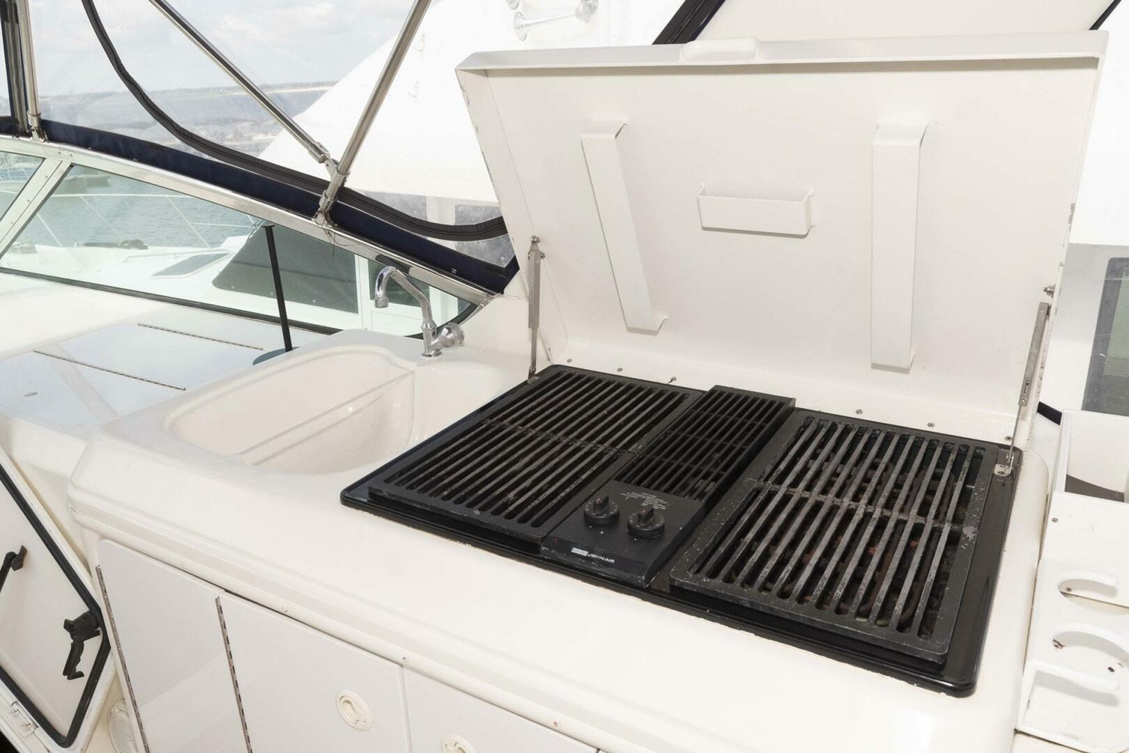 Carver-570 Voyager Pilothouse 2002-G SPOT Mount Pleasant-South Carolina-United States-4458682 | Thumbnail