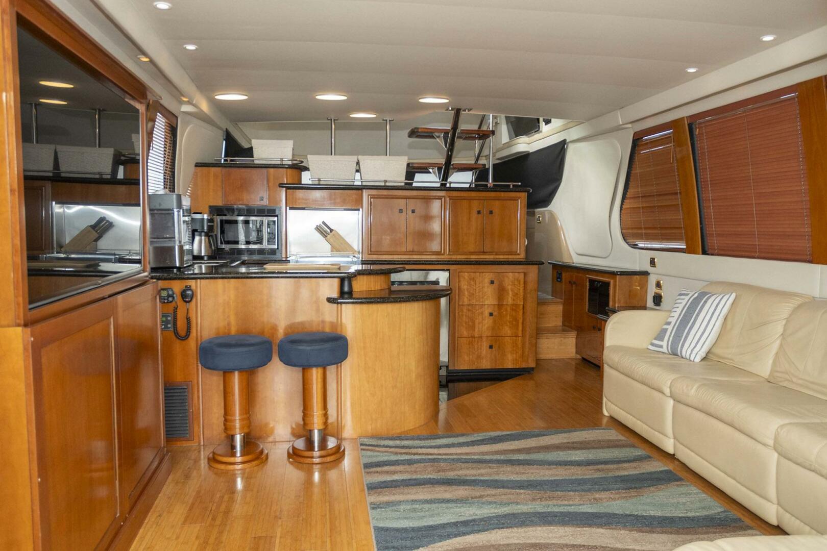 Carver-570 Voyager Pilothouse 2002-G SPOT Mount Pleasant-South Carolina-United States-4458713 | Thumbnail