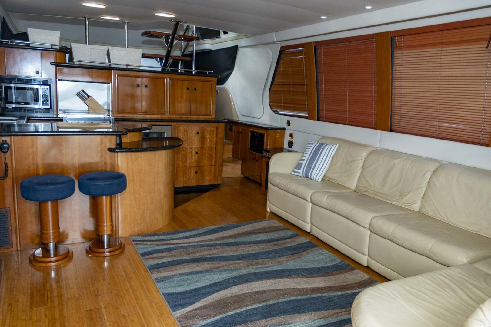 Carver-570 Voyager Pilothouse 2002-G SPOT Mount Pleasant-South Carolina-United States-4458715 | Thumbnail