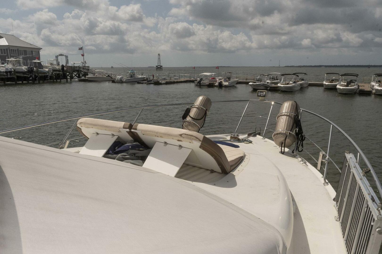Carver-570 Voyager Pilothouse 2002-G SPOT Mount Pleasant-South Carolina-United States-4458665 | Thumbnail