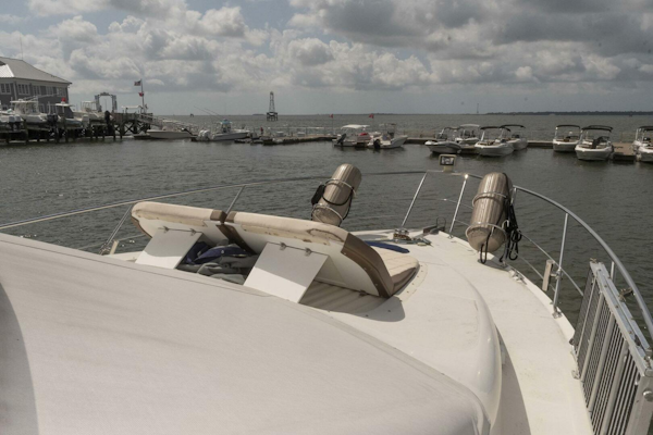 Carver-570 Voyager Pilothouse 2002-G SPOT Mount Pleasant-South Carolina-United States-4458665