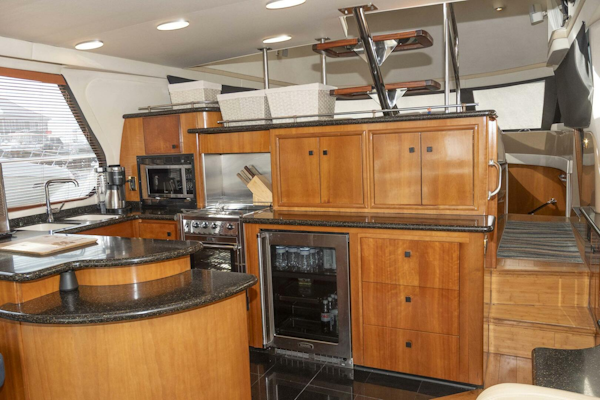 Carver-570 Voyager Pilothouse 2002-G SPOT Mount Pleasant-South Carolina-United States-4458738