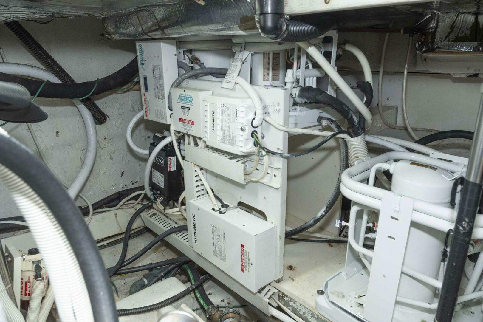 Carver-570 Voyager Pilothouse 2002-G SPOT Mount Pleasant-South Carolina-United States-4458790 | Thumbnail