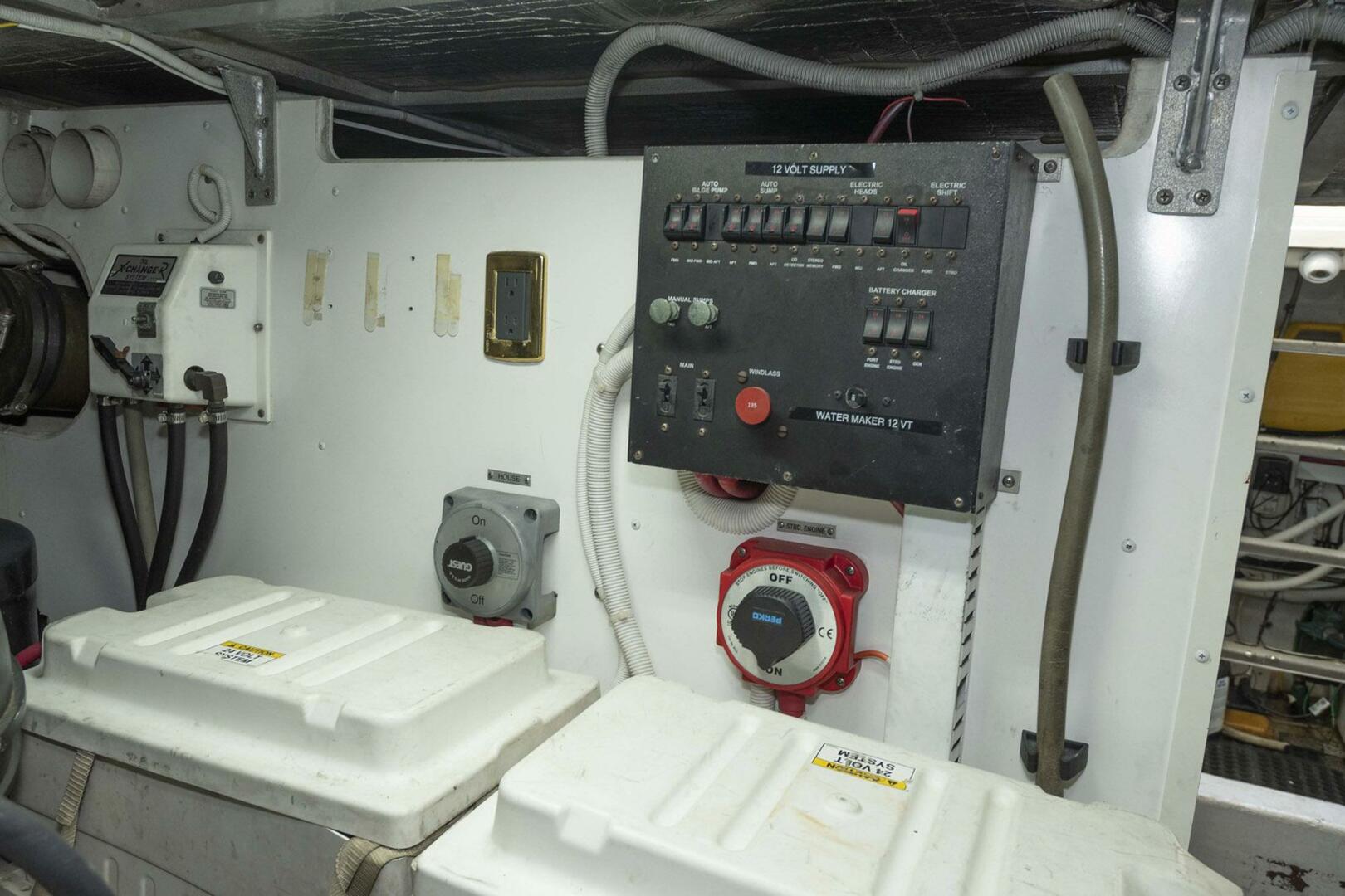 Carver-570 Voyager Pilothouse 2002-G SPOT Mount Pleasant-South Carolina-United States-4458785 | Thumbnail