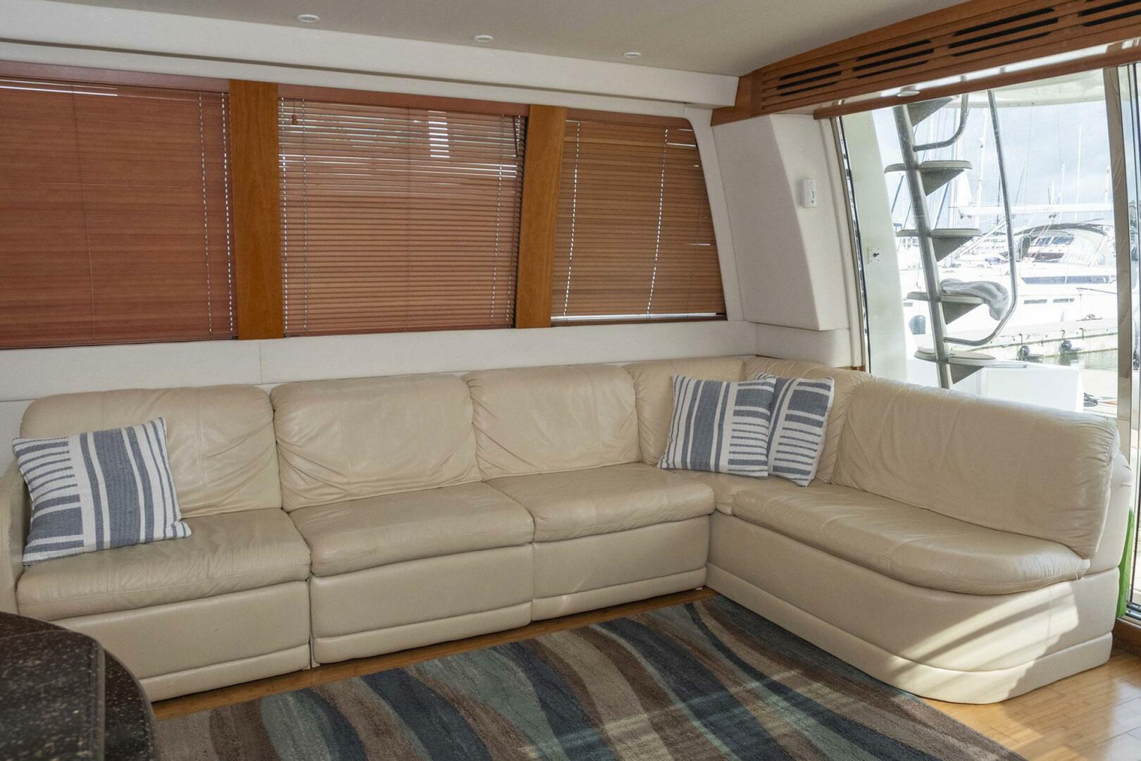 Carver-570 Voyager Pilothouse 2002-G SPOT Mount Pleasant-South Carolina-United States-4458721 | Thumbnail