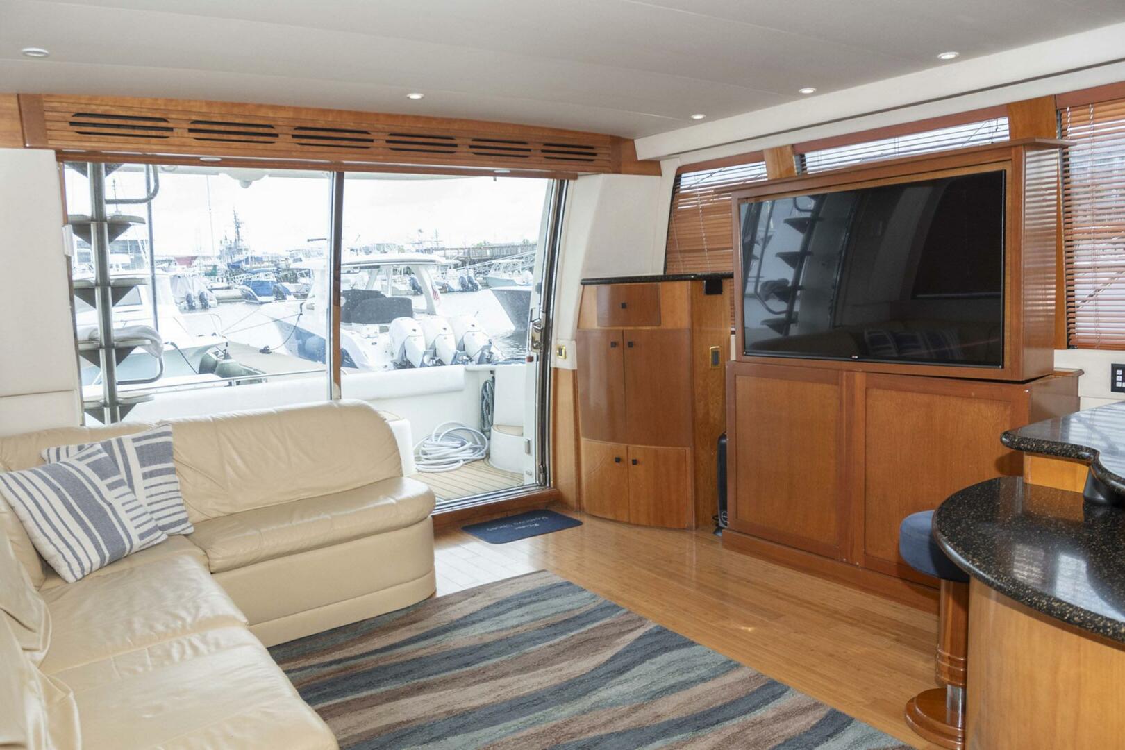 Carver-570 Voyager Pilothouse 2002-G SPOT Mount Pleasant-South Carolina-United States-4458725 | Thumbnail