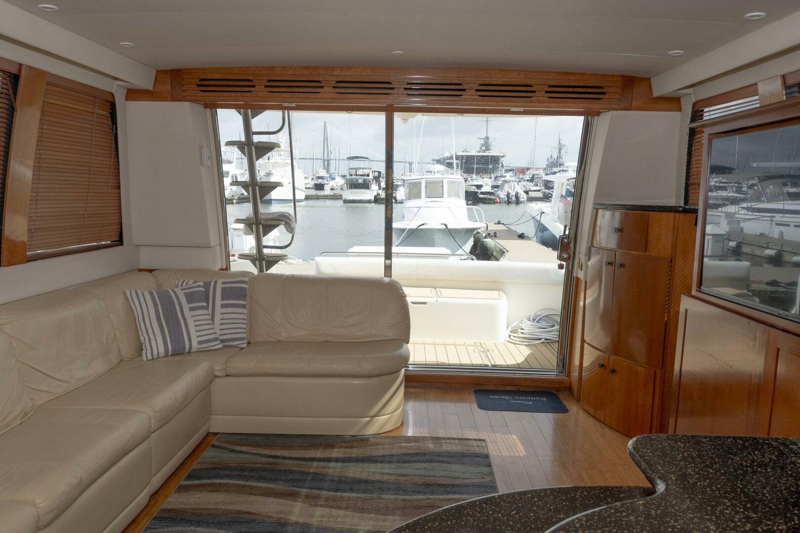 Carver-570 Voyager Pilothouse 2002-G SPOT Mount Pleasant-South Carolina-United States-4458723 | Thumbnail