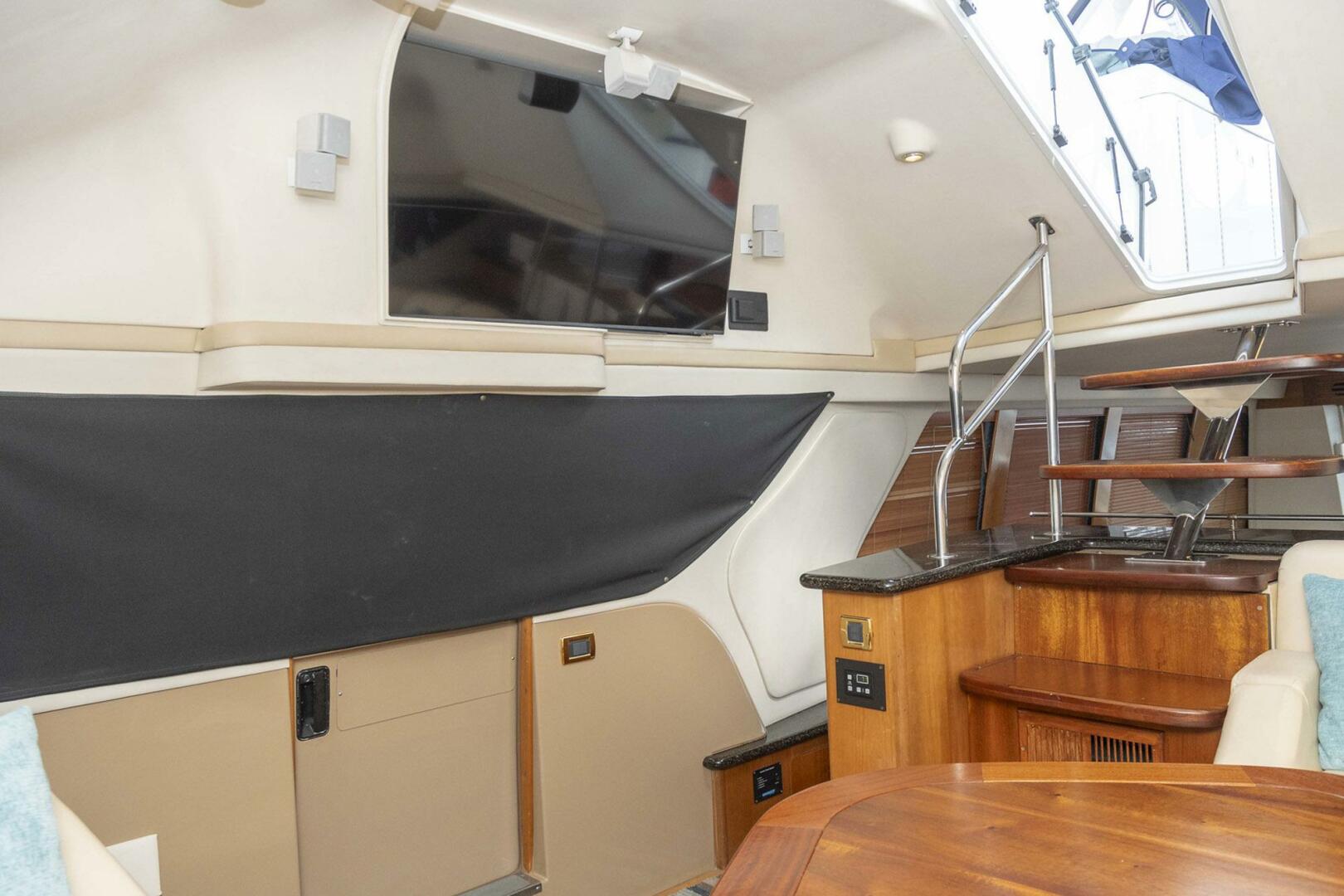 Carver-570 Voyager Pilothouse 2002-G SPOT Mount Pleasant-South Carolina-United States-4458744 | Thumbnail