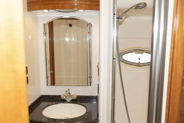 Carver-570 Voyager Pilothouse 2002-G SPOT Mount Pleasant-South Carolina-United States-4458770