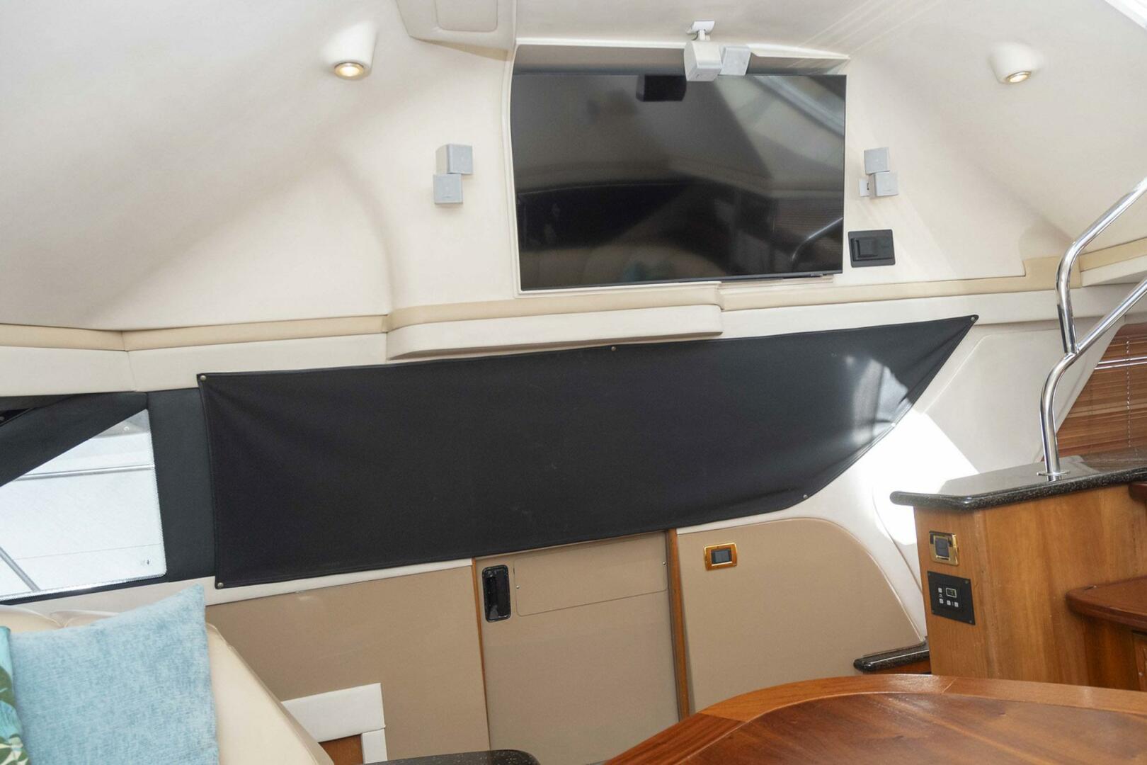 Carver-570 Voyager Pilothouse 2002-G SPOT Mount Pleasant-South Carolina-United States-4458746 | Thumbnail