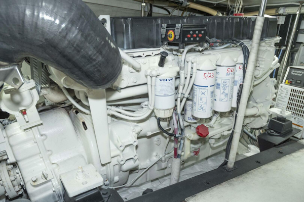 Carver-570 Voyager Pilothouse 2002-G SPOT Mount Pleasant-South Carolina-United States-4458779