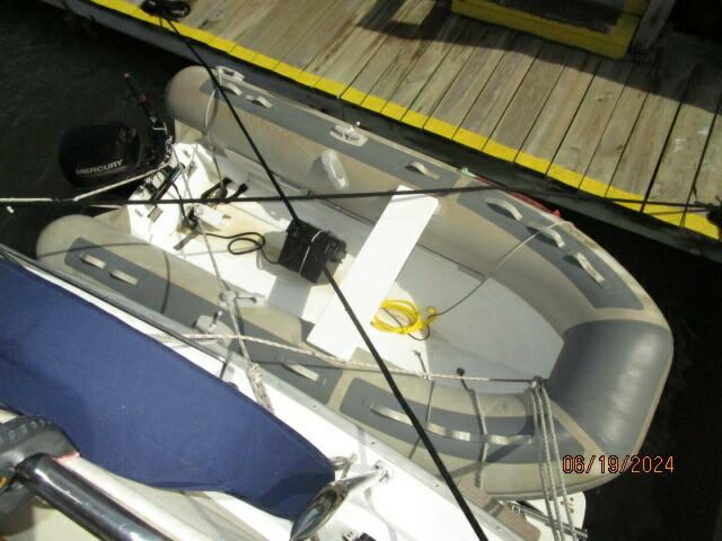 Mainship-40DC 1984-Phase II Bucksport-South Carolina-United States-40 Mainship tender3-4462905 | Thumbnail