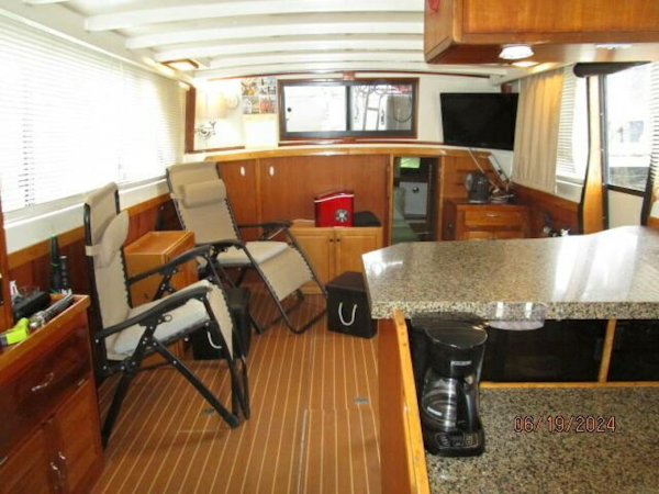 Mainship-40DC 1984-Phase II Bucksport-South Carolina-United States-40 Mainship salon aft-4462885