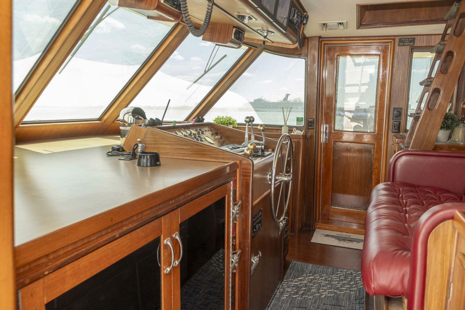 Hatteras-63 Motor Yacht 1987-ESCAPE Mount Pleasant-South Carolina-United States-4467641 | Thumbnail