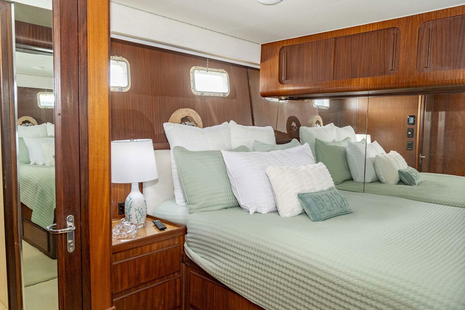 Hatteras-63 Motor Yacht 1987-ESCAPE Mount Pleasant-South Carolina-United States-4467673 | Thumbnail