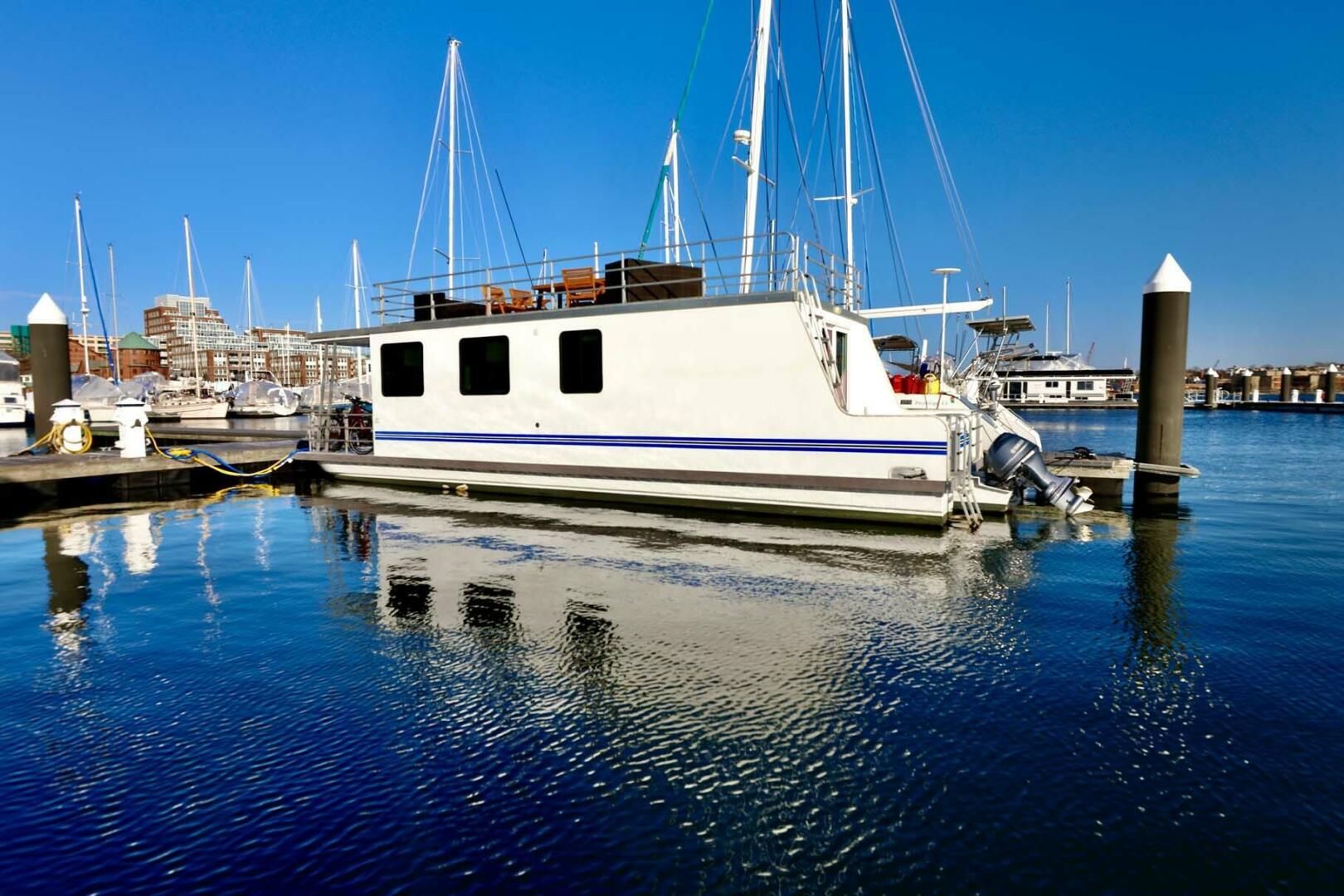 Catamaran Cruisers-Houseboat 2019 -Boston-Massachusetts-United States-4465040 | Thumbnail