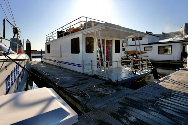 Catamaran Cruisers-Houseboat 2019 -Boston-Massachusetts-United States-4465037
