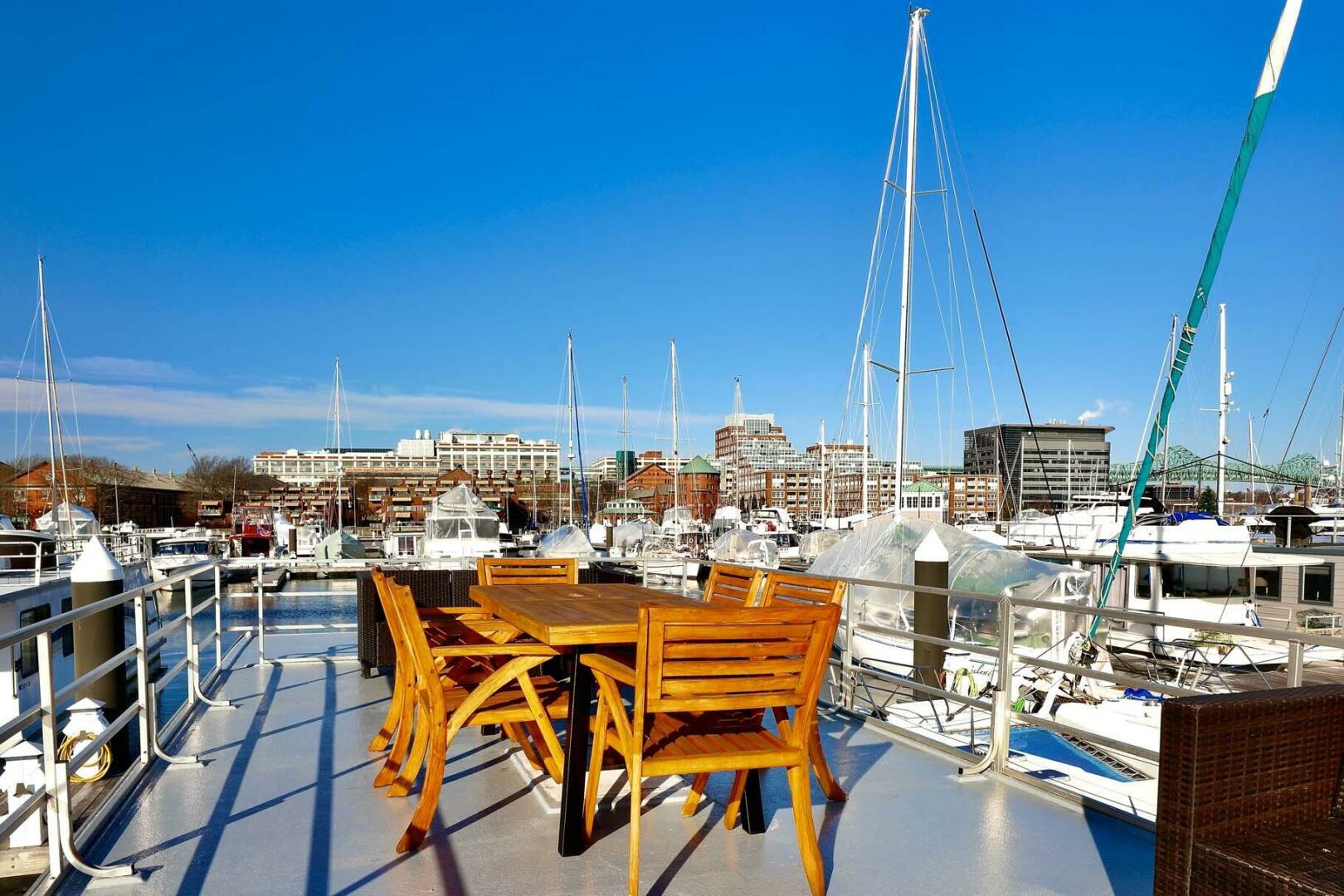 Catamaran Cruisers-Houseboat 2019 -Boston-Massachusetts-United States-4465027 | Thumbnail