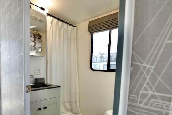 Catamaran Cruisers-Houseboat 2019 -Boston-Massachusetts-United States-4465022
