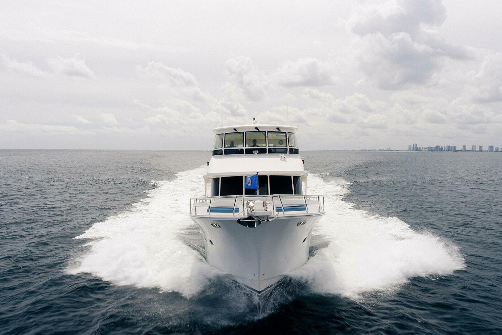 Hampton-Motor Yacht 2013-ISOBEL III Fort Lauderdale-Florida-United States-Bow Running-4476769 | Thumbnail
