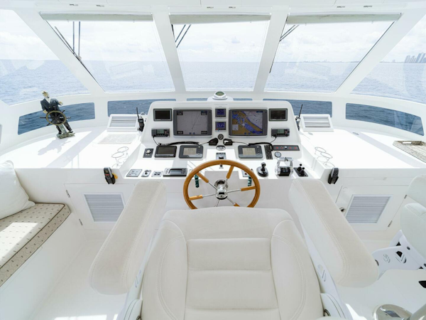 Hampton-Motor Yacht 2013-ISOBEL III Fort Lauderdale-Florida-United States-Helm Area-4476741