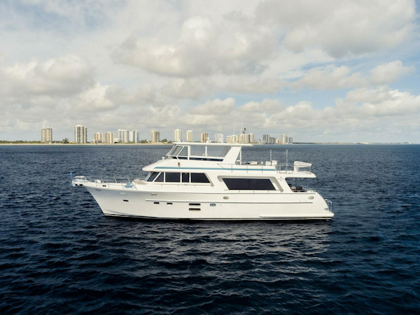 Hampton-Motor Yacht 2013-ISOBEL III Fort Lauderdale-Florida-United States-Port Profile-4476765