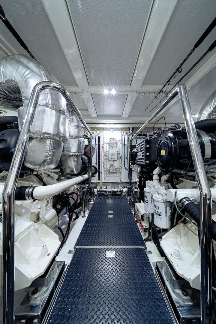 Hampton-Motor Yacht 2013-ISOBEL III Fort Lauderdale-Florida-United States-Engine Room-4476764 | Thumbnail