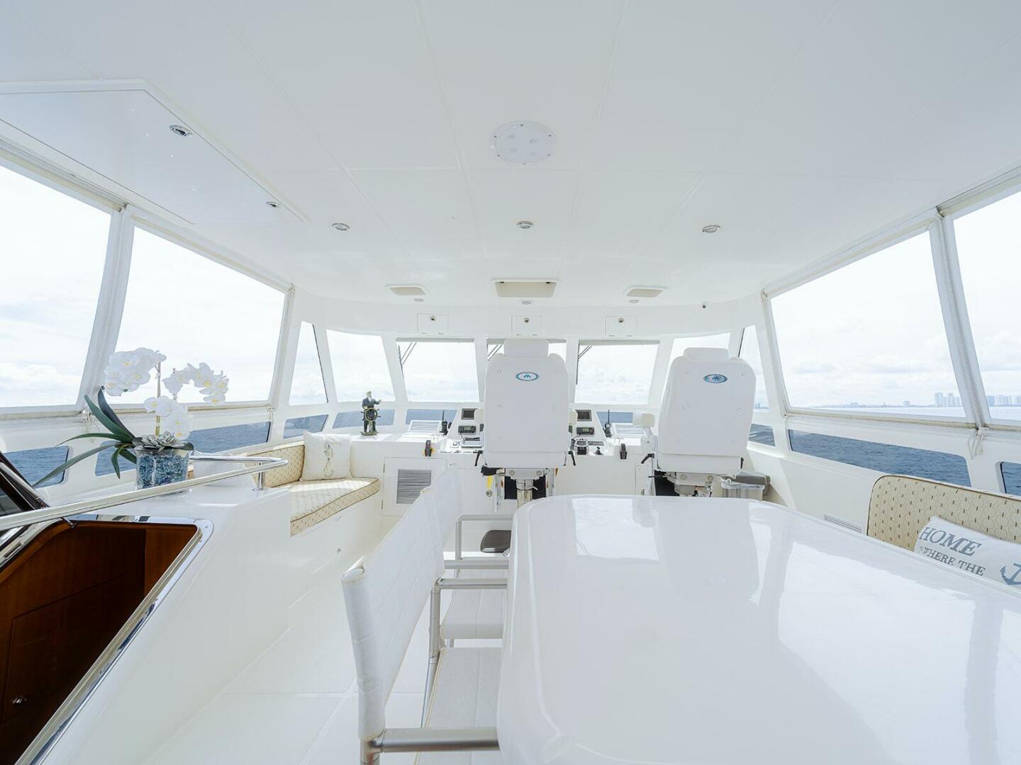 Hampton-Motor Yacht 2013-ISOBEL III Fort Lauderdale-Florida-United States-Flybridge-4476744 | Thumbnail