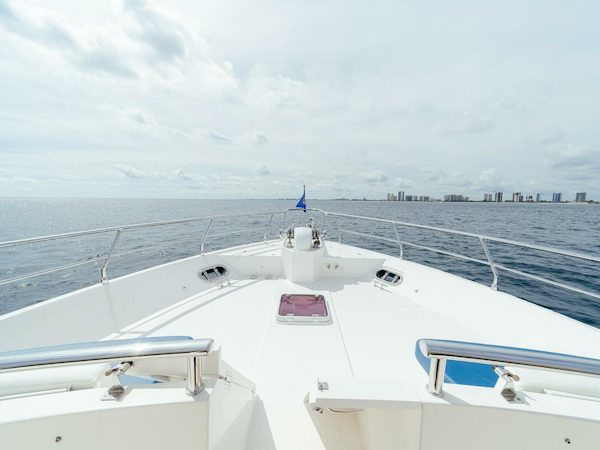 Hampton-Motor Yacht 2013-ISOBEL III Fort Lauderdale-Florida-United States-Foredeck-4476760