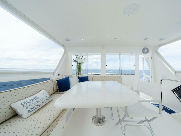Hampton-Motor Yacht 2013-ISOBEL III Fort Lauderdale-Florida-United States-Helm Area-4476745