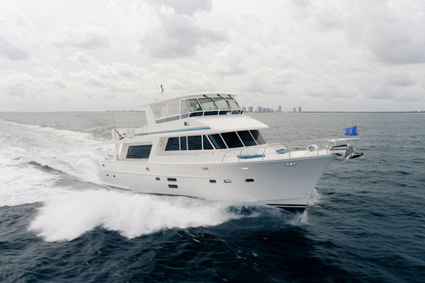 Hampton-Motor Yacht 2013-ISOBEL III Fort Lauderdale-Florida-United States-Starboard Side Running-4476773