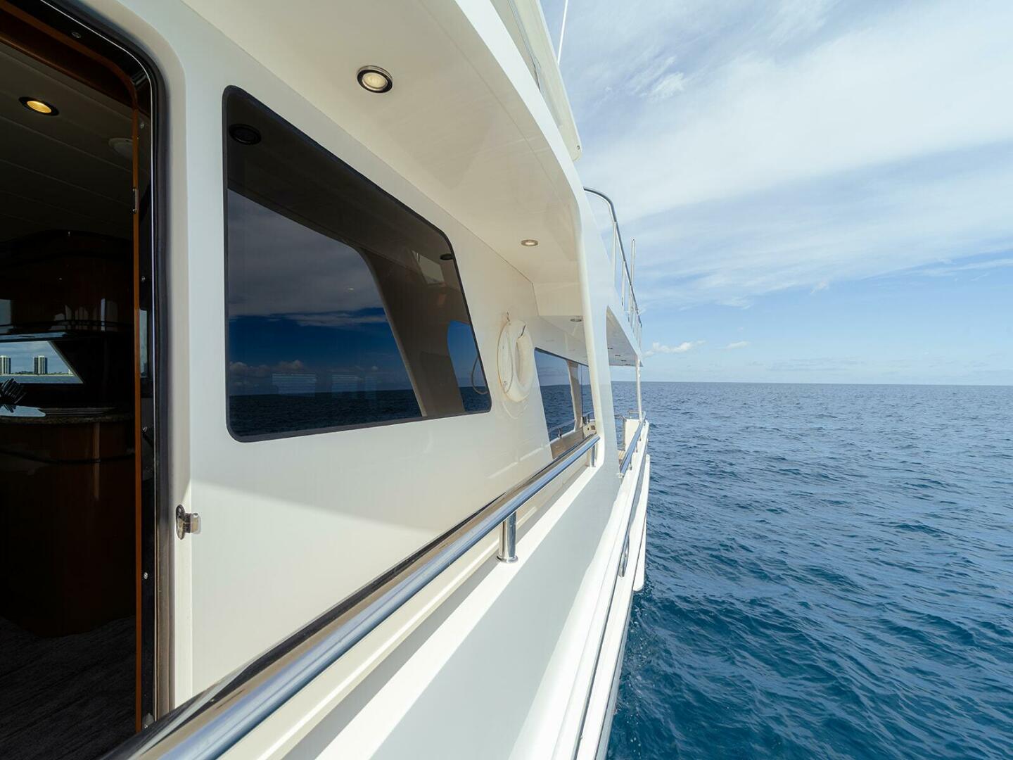 Hampton-Motor Yacht 2013-ISOBEL III Fort Lauderdale-Florida-United States-Starboard Access Door to Main Deck-4476758 | Thumbnail