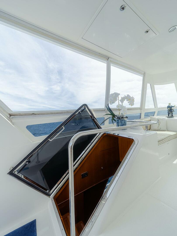 Hampton-Motor Yacht 2013-ISOBEL III Fort Lauderdale-Florida-United States-Flybridge access to Galley-4476746