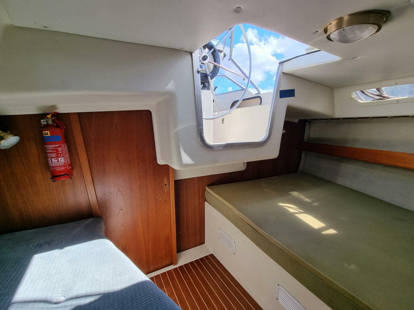 Maxi-Center Cockpit 1990-Haven Voyager Cape Canaveral-Florida-United States-4473152 | Thumbnail