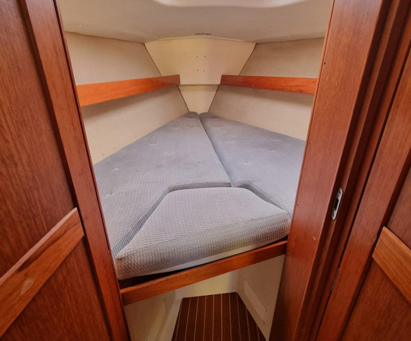 Maxi-Center Cockpit 1990-Haven Voyager Cape Canaveral-Florida-United States-4473096