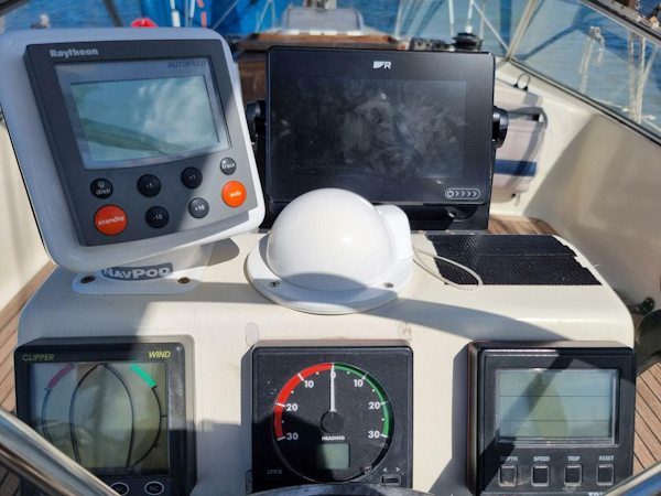 Maxi-Center Cockpit 1990-Haven Voyager Cape Canaveral-Florida-United States-4473131