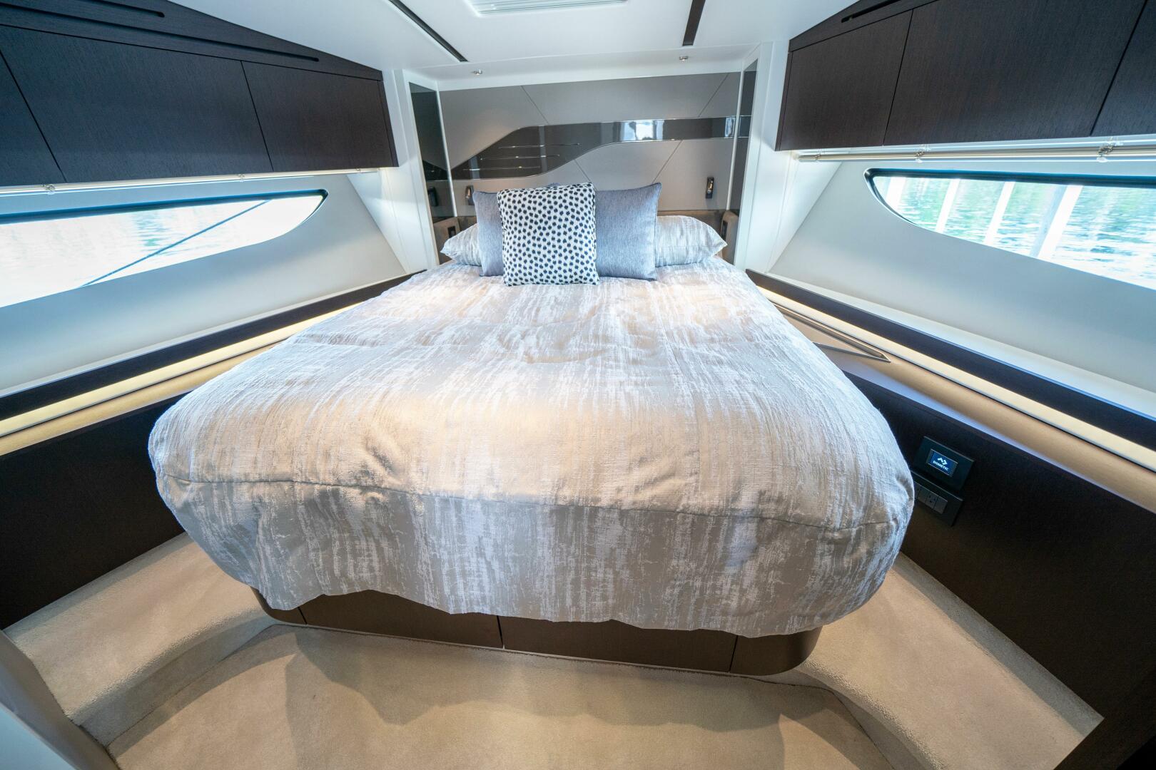 Sunseeker-60 Predator EVO 2022-Tango Lima Cheboygan-Michigan-United States-5876935 | Thumbnail