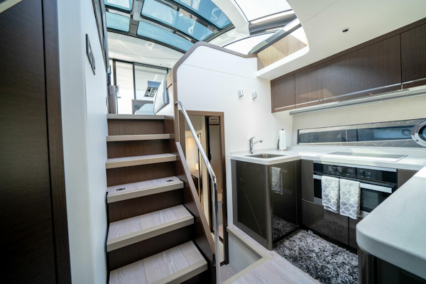 Sunseeker-60 Predator EVO 2022-Tango Lima Cheboygan-Michigan-United States-5876941