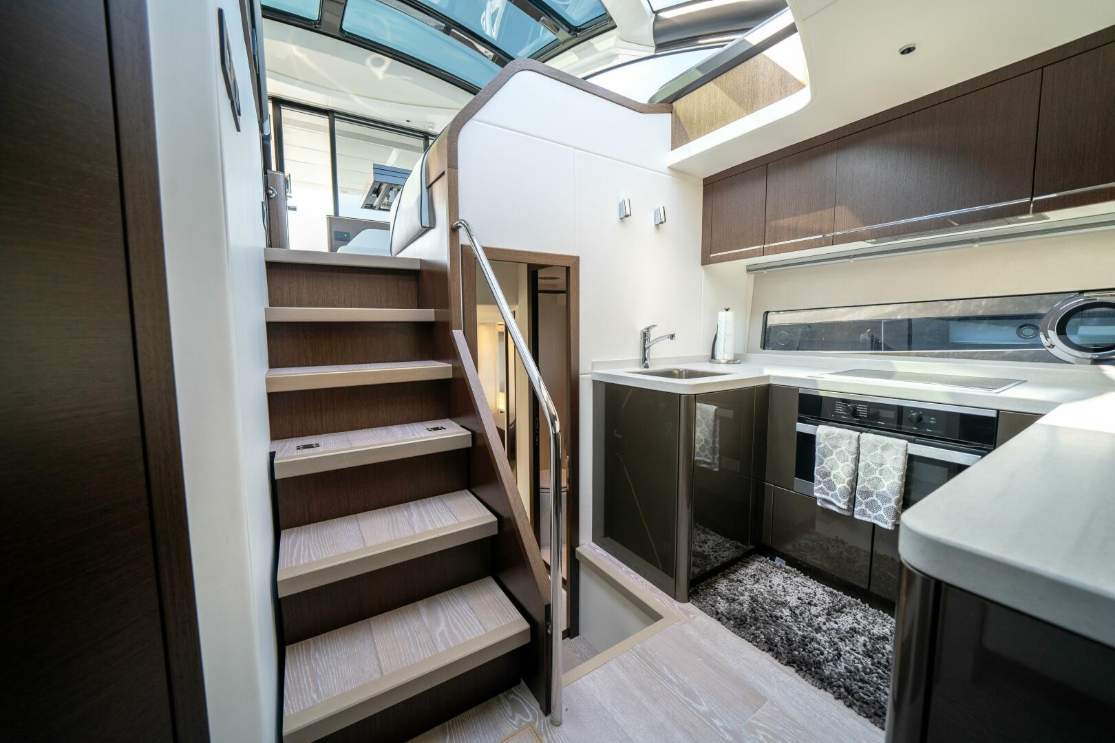 Sunseeker-60 Predator EVO 2022-Tango Lima Cheboygan-Michigan-United States-5876940 | Thumbnail