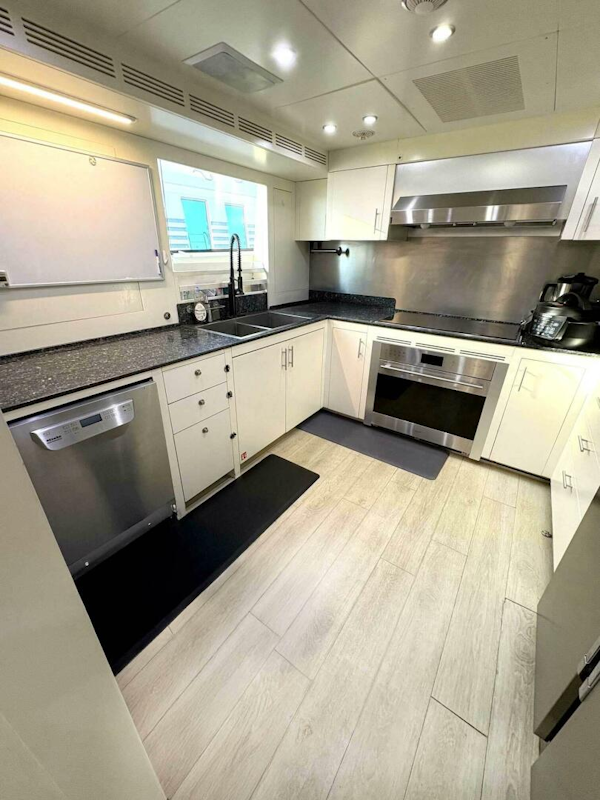 Benetti-Classic 2013-NAMASTE Fort Lauderdale-Florida-United States-Main Deck Galley-5901056