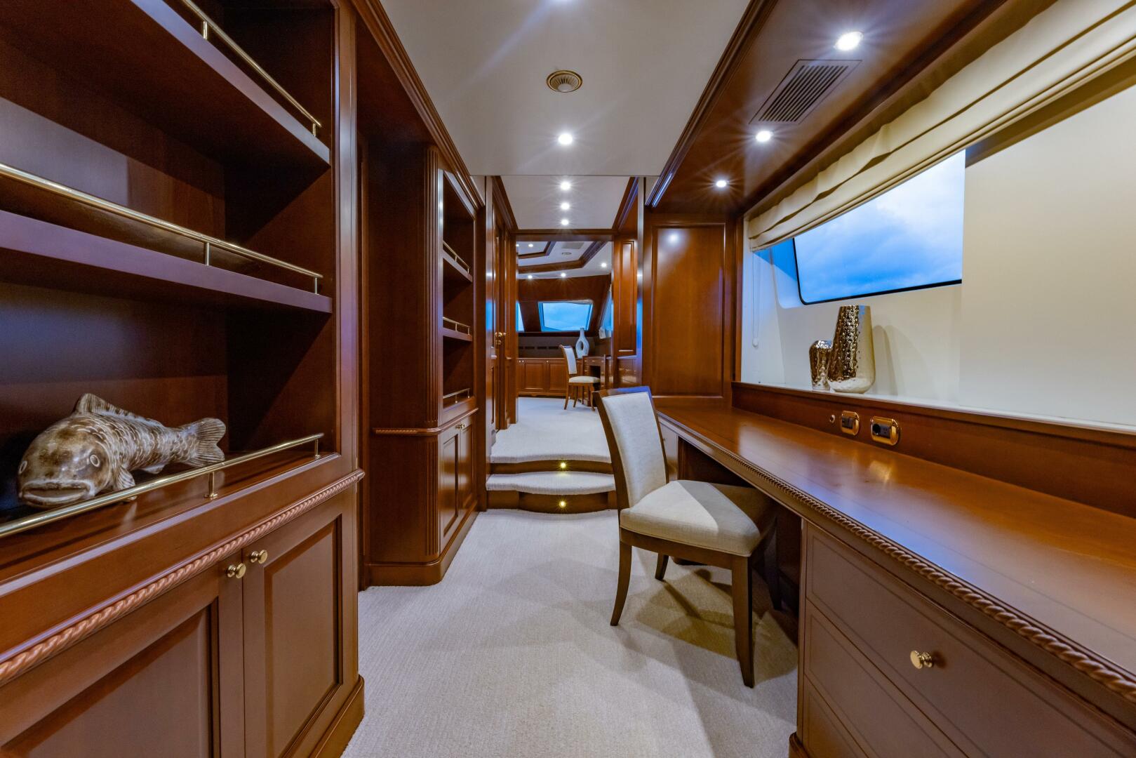 Benetti-Classic 2013-NAMASTE Fort Lauderdale-Florida-United States-Main Deck Master Statetoom Studio-4481588 | Thumbnail