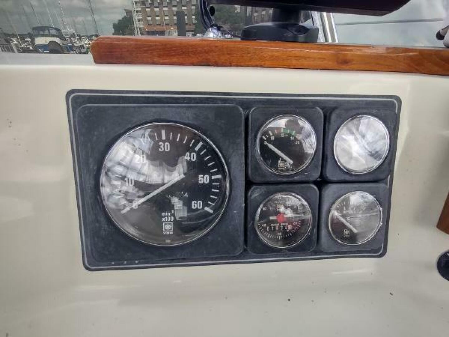 Tollycraft-34 Sport Sedan 1988 -New Bern-North Carolina-United States-4483068 | Thumbnail