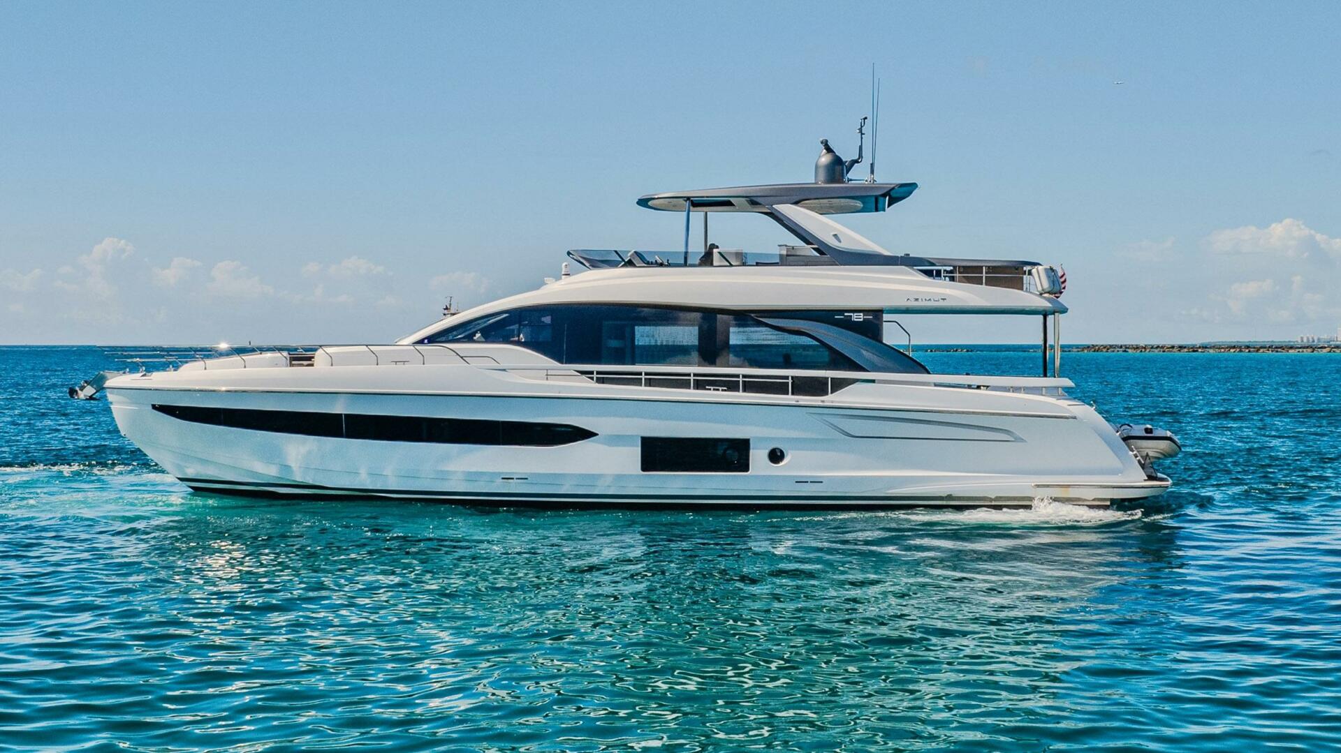 Transcendence Azimut 78' 2020 Miami, Florida