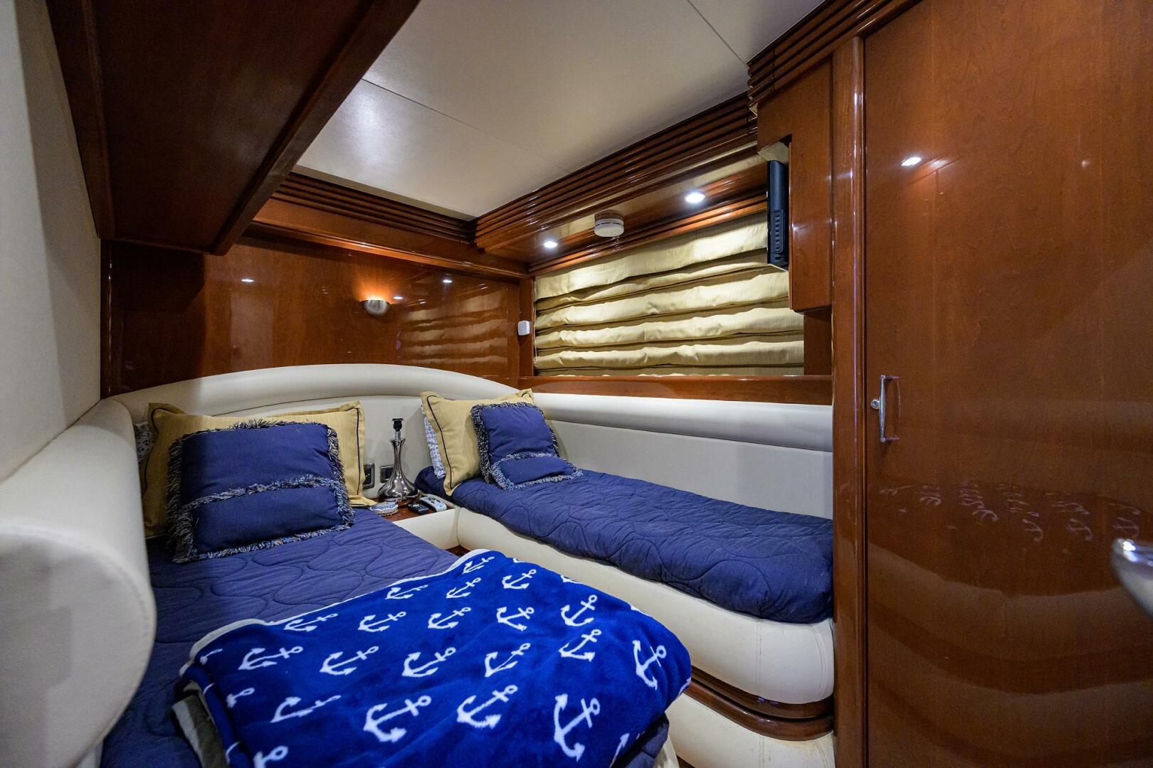 Marquis-65 Motor Yacht 2005-Vol Aboard St. Petersburg-Florida-United States-4546695 | Thumbnail
