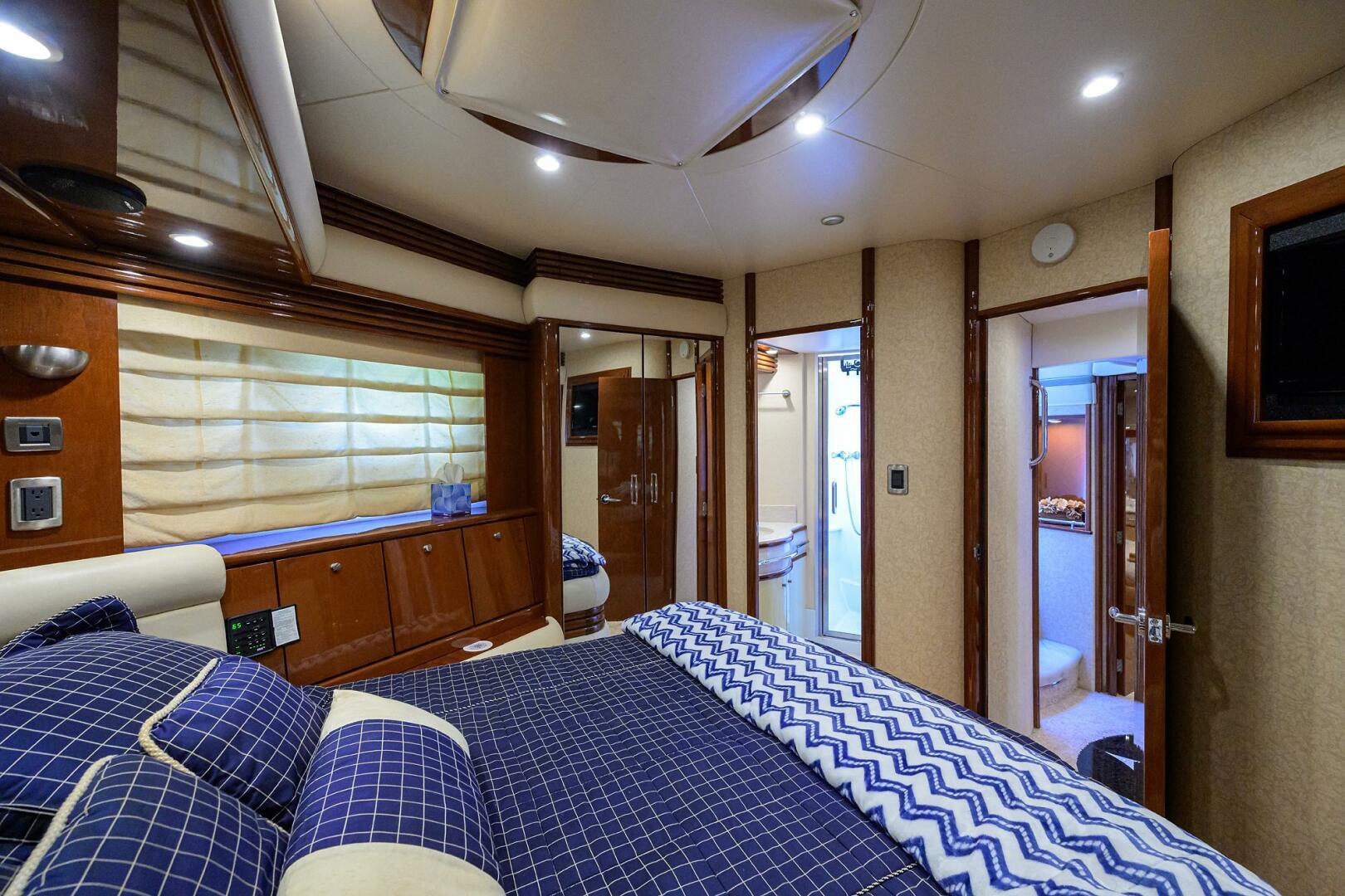Marquis-65 Motor Yacht 2005-Vol Aboard St. Petersburg-Florida-United States-4546687 | Thumbnail