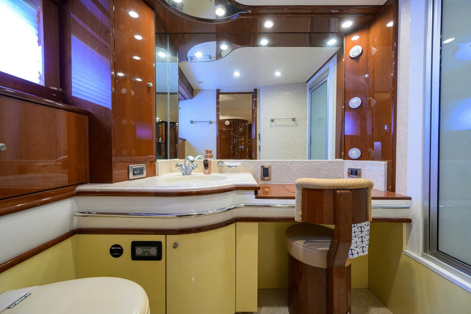 Marquis-65 Motor Yacht 2005-Vol Aboard St. Petersburg-Florida-United States-4546678 | Thumbnail