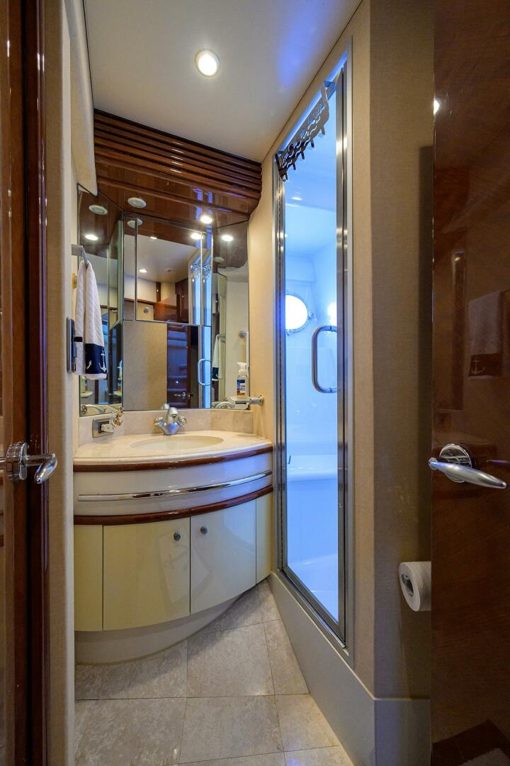 Marquis-65 Motor Yacht 2005-Vol Aboard St. Petersburg-Florida-United States-4546699 | Thumbnail
